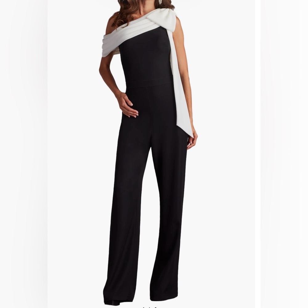 NEW Tadashi Shoji Bow One-Shoulder Crepe Jumpsuit, XS